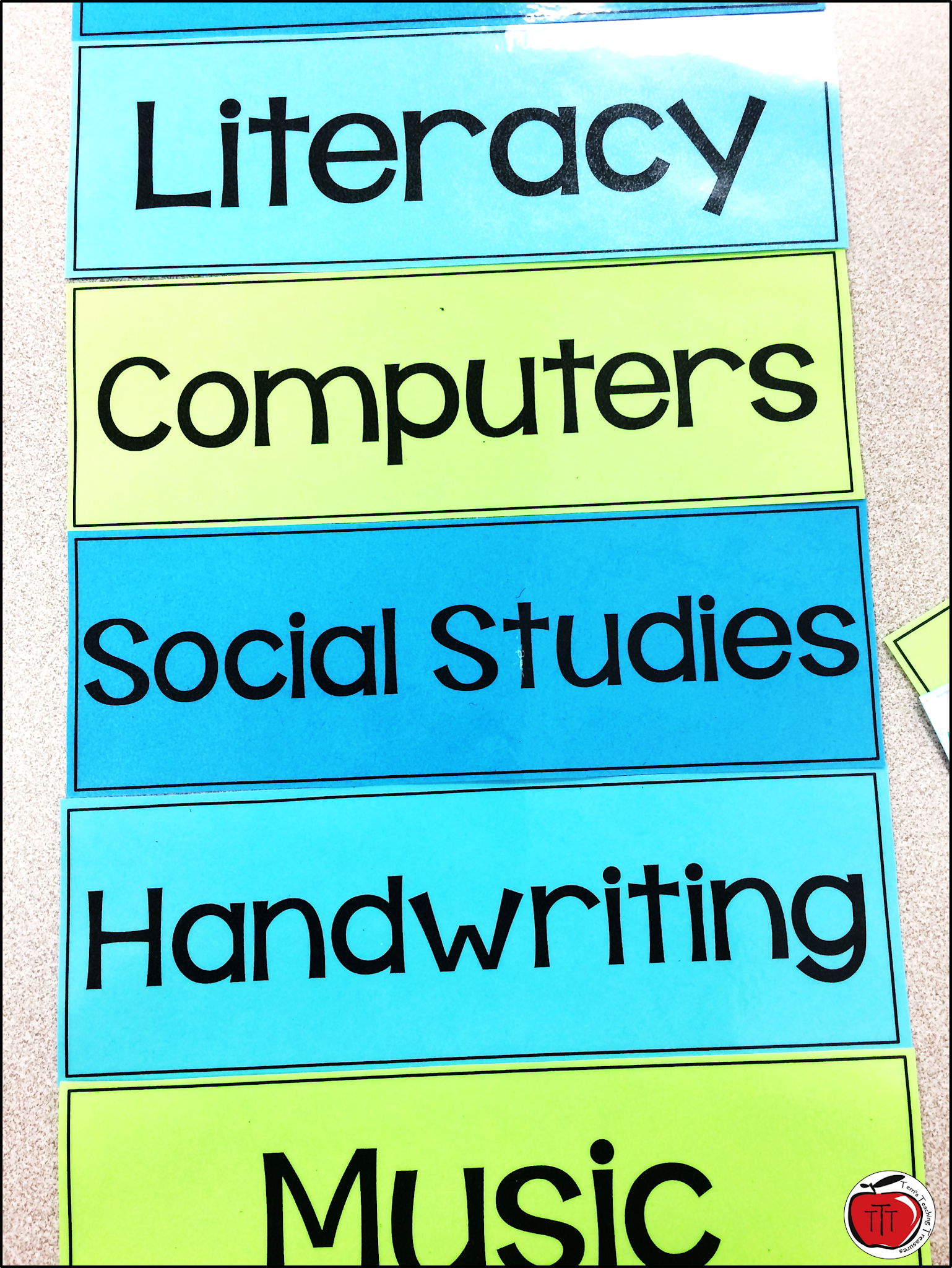 Free Daily Class Schedule Cards Terri s Teaching Treasures